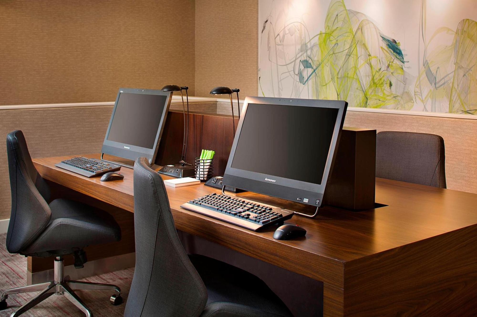 Courtyard By Marriott Birmingham Homewood Exteriör bild
